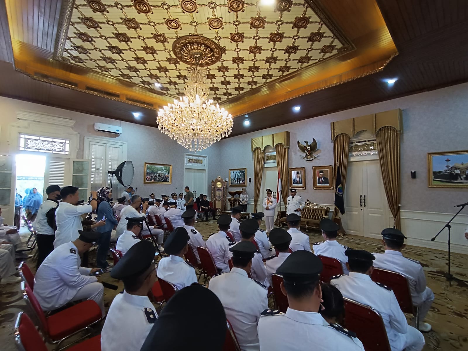 53 Kades di Cianjur Terima SK Perpanjangan Masa Jabatan Selama 2 Tahun