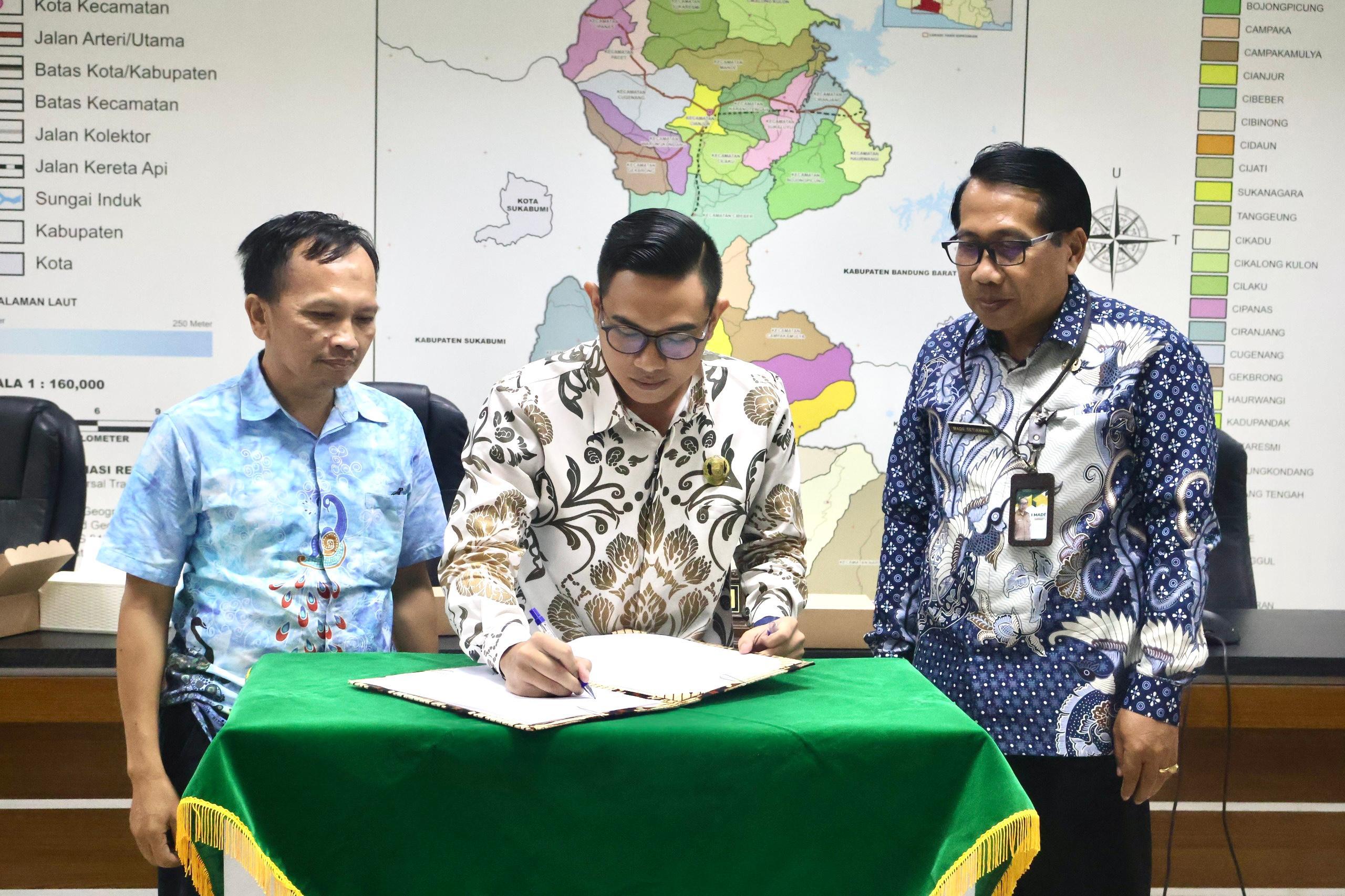 Pansus II DPRD Cianjur Rampungkan Penyelarasan Dua Raperda