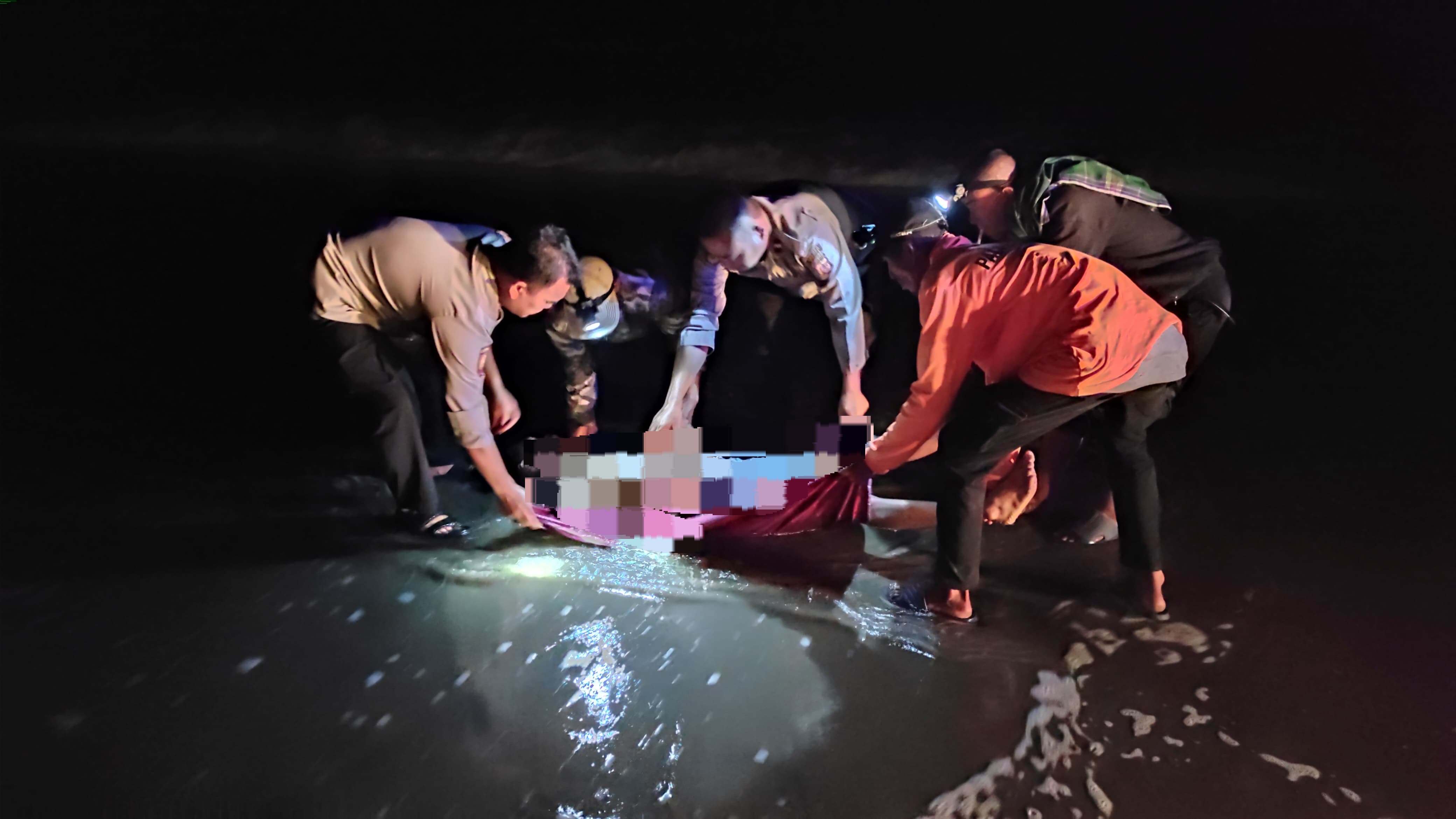Wisatawan Asal Bandung Tenggelam di Pantai Cemara Cidaun Cianjur Ditemukan Tak bernyawa