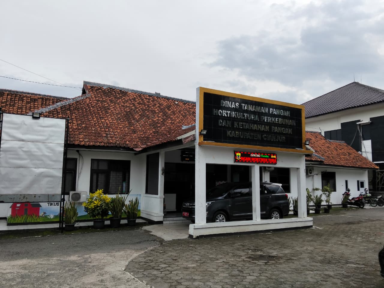 Dinas TPHPKP Cianjur Sebut Alih Fungsi Lahan Pertanian Jadi Tantangan Serius