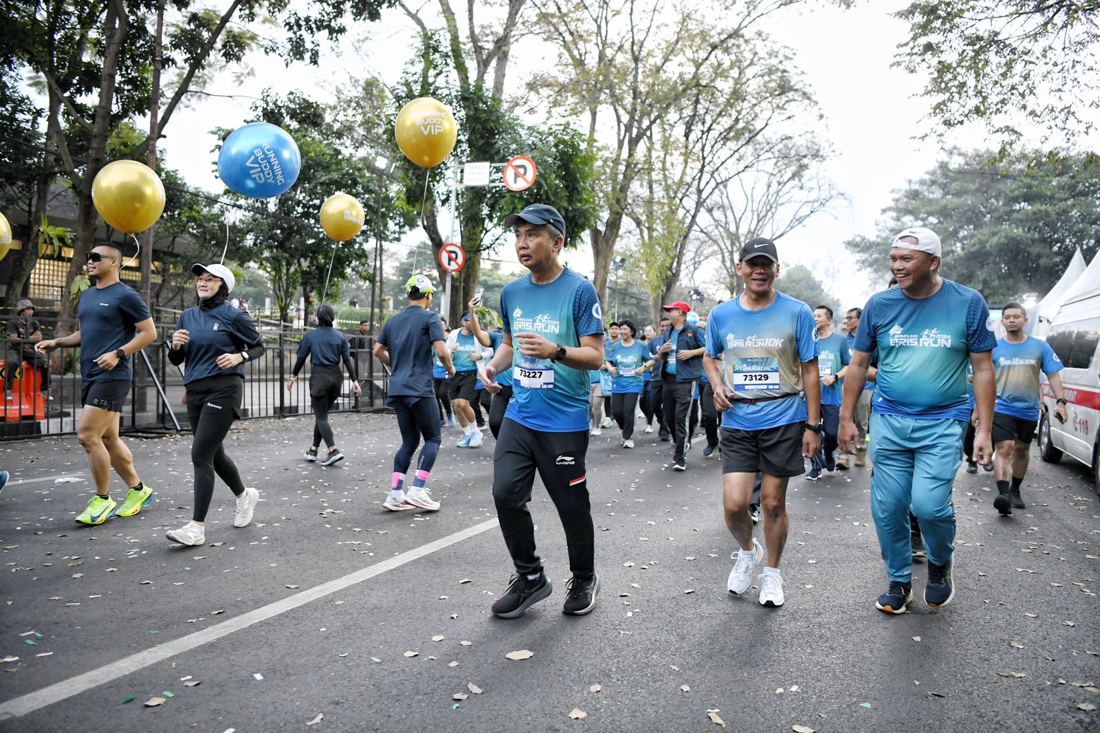 4.000 Pelari Ramaikan QRIS Run X  Roadshow Bus KPK, Bey Machmudin: Tasbihkan Bandung sebagai Kota Runners