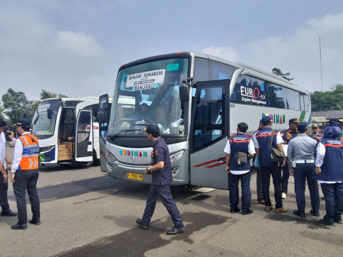 Polres dan Dishub Cianjur Gelar Ramp Check Bus di Terminal Pasir Hayam