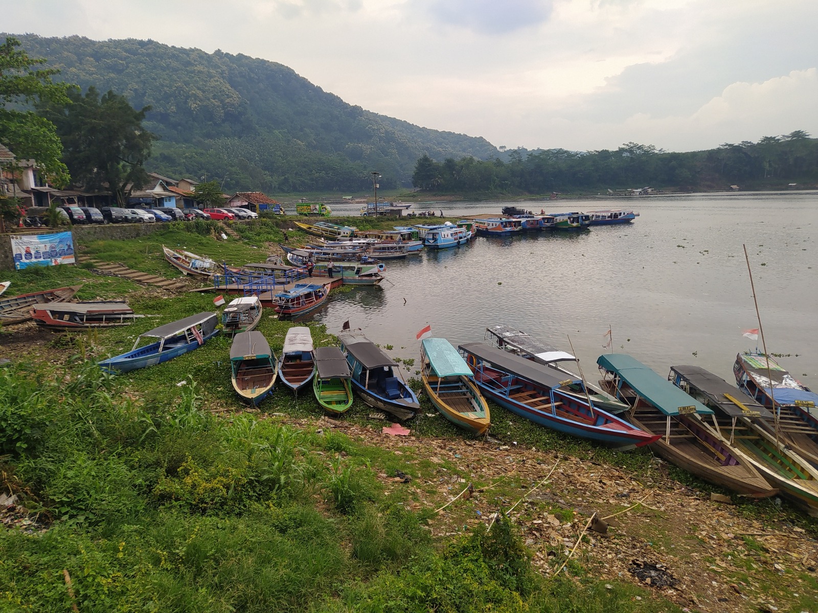 Wana Wisata Air Jangari Cianjur Sepi Pengunjung