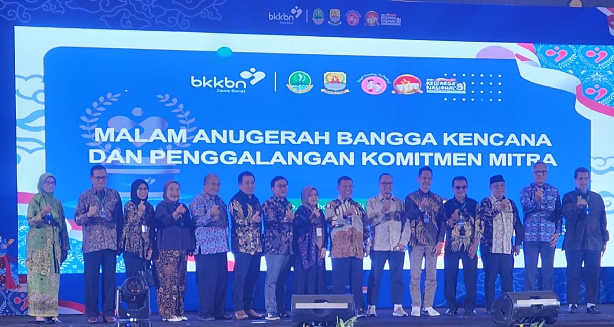 Komitmen Percepat Penurunan Stunting, Perumdam Tirta Mukti Cianjur Diganjar Penghargaan dari BKKBN Jabar