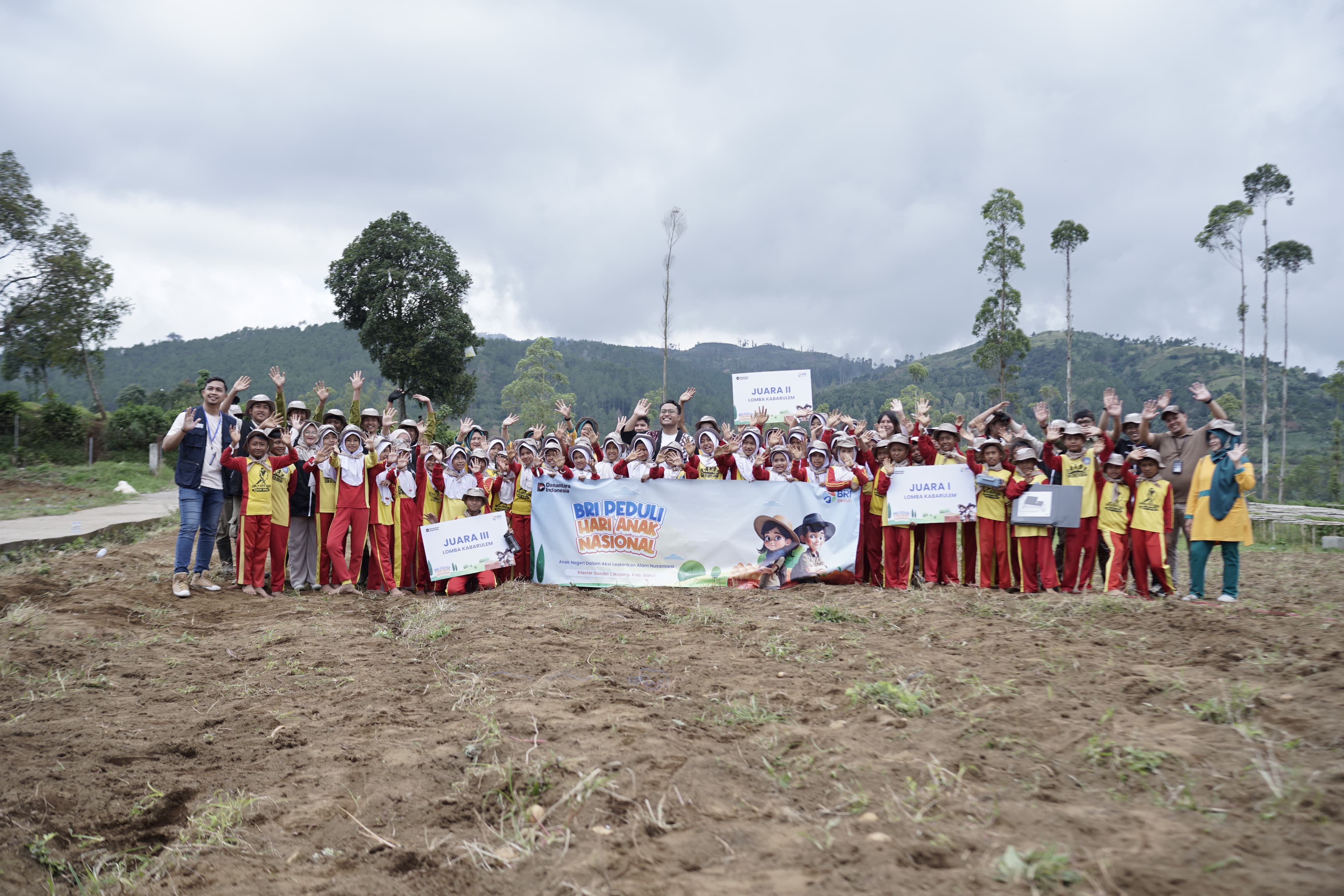 BRI Region 9 Bandung Peringati Hari Anak Nasional 2025 melalui Kegiatan Agroedukasi 