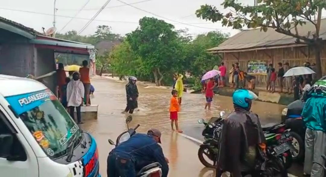 Banjir Di Sindangbarang Cianjur Surut Akses Jalan Nasional Sudah Bisa