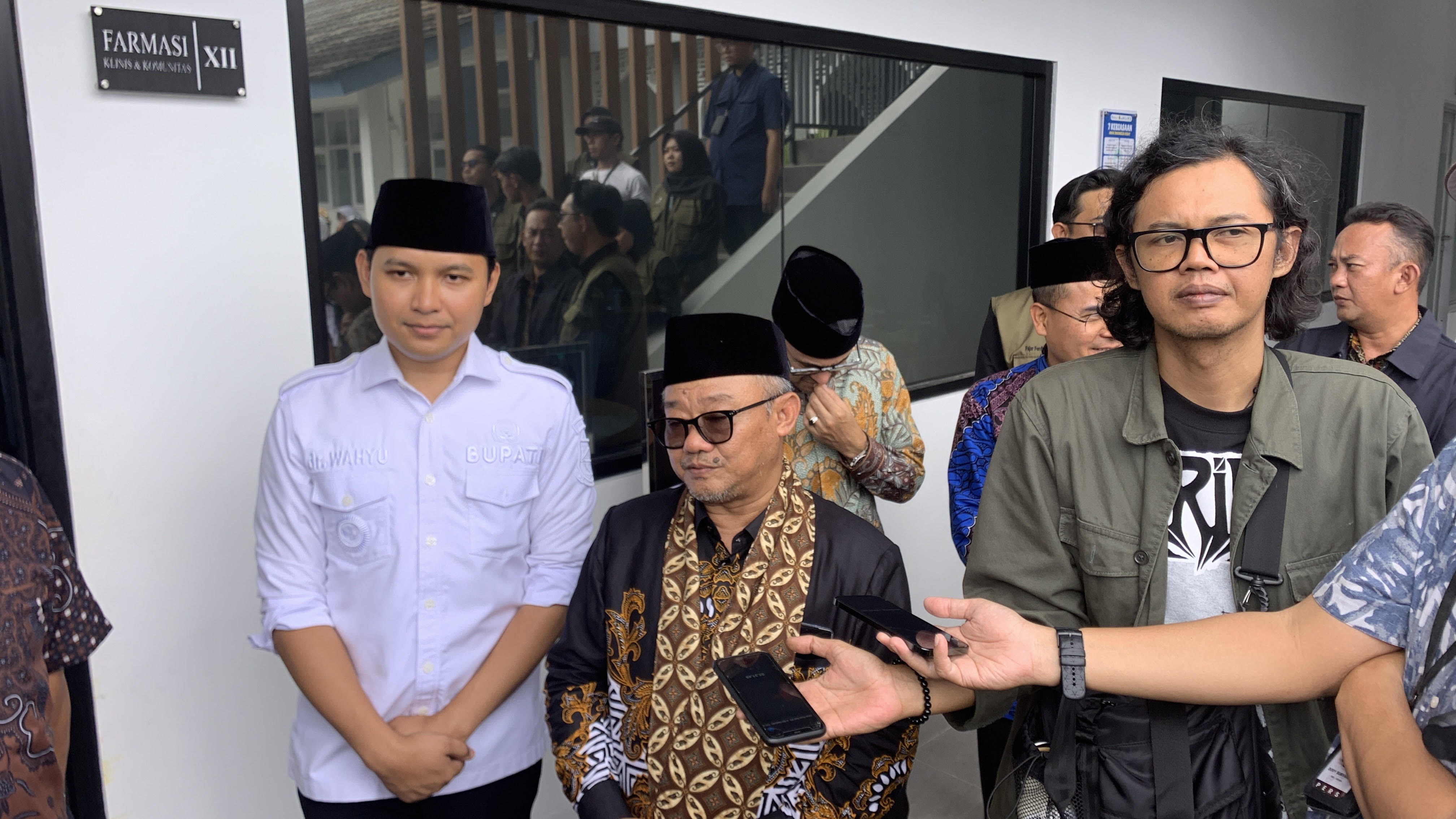 Mendikdasmen Sebut Pemerintah Tengah Cari Solusi Terbaik Bagi Guru PPPK Paruh Waktu