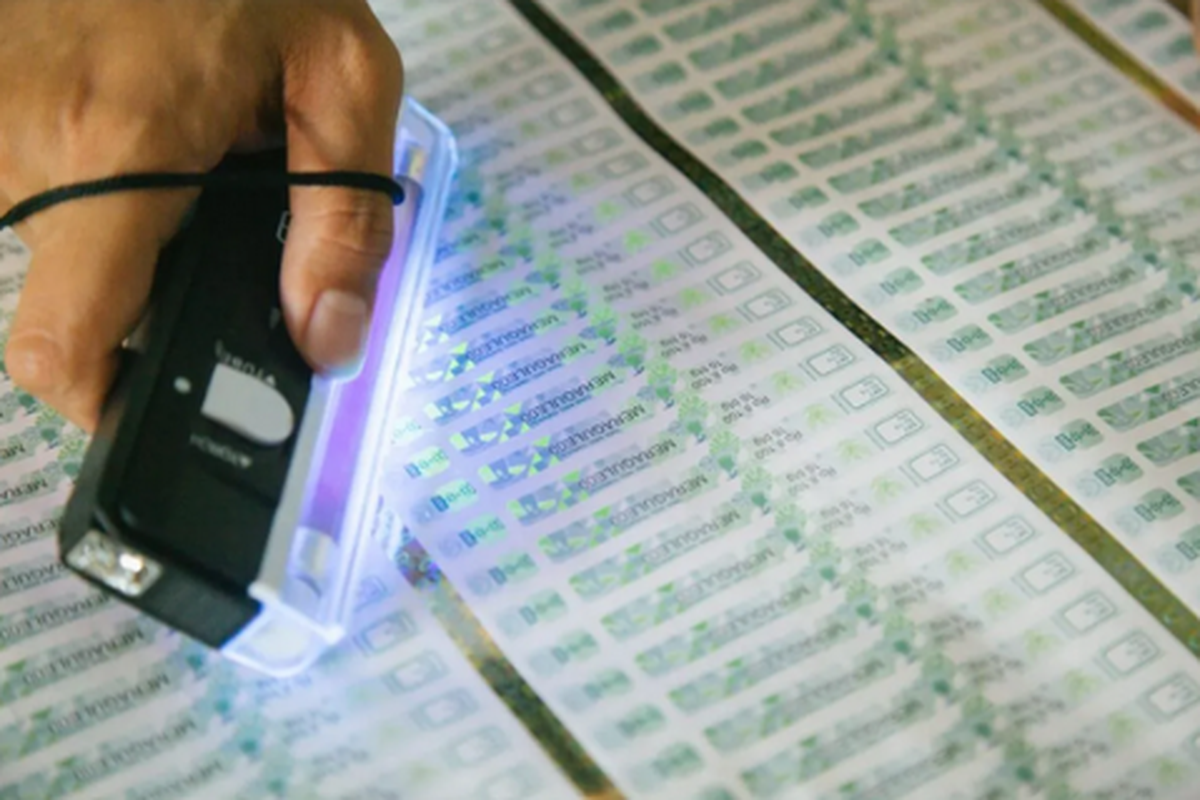 Lima Langkah Identifikasi Pita Cukai untuk Cegah Peredaran Rokok Ilegal