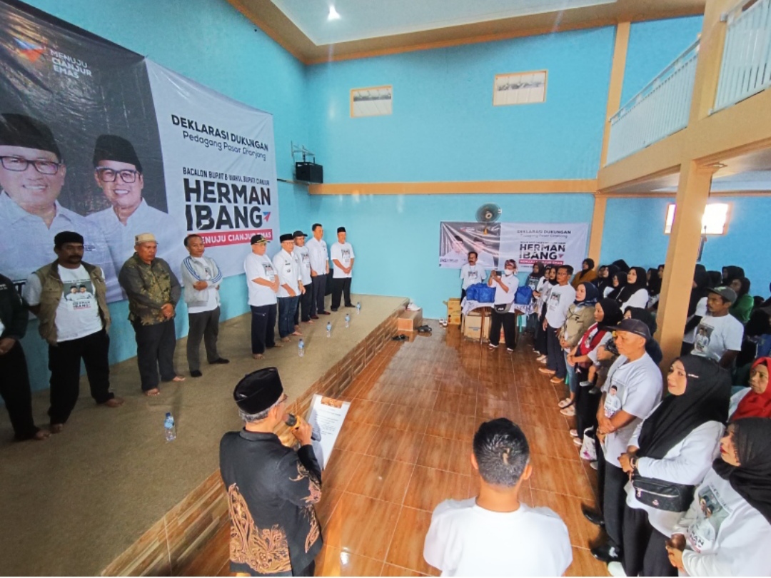 Pedagang Pasar Ciranjang Deklarasi Dukung Herman-Ibang di Pilkada Cianjur 2024