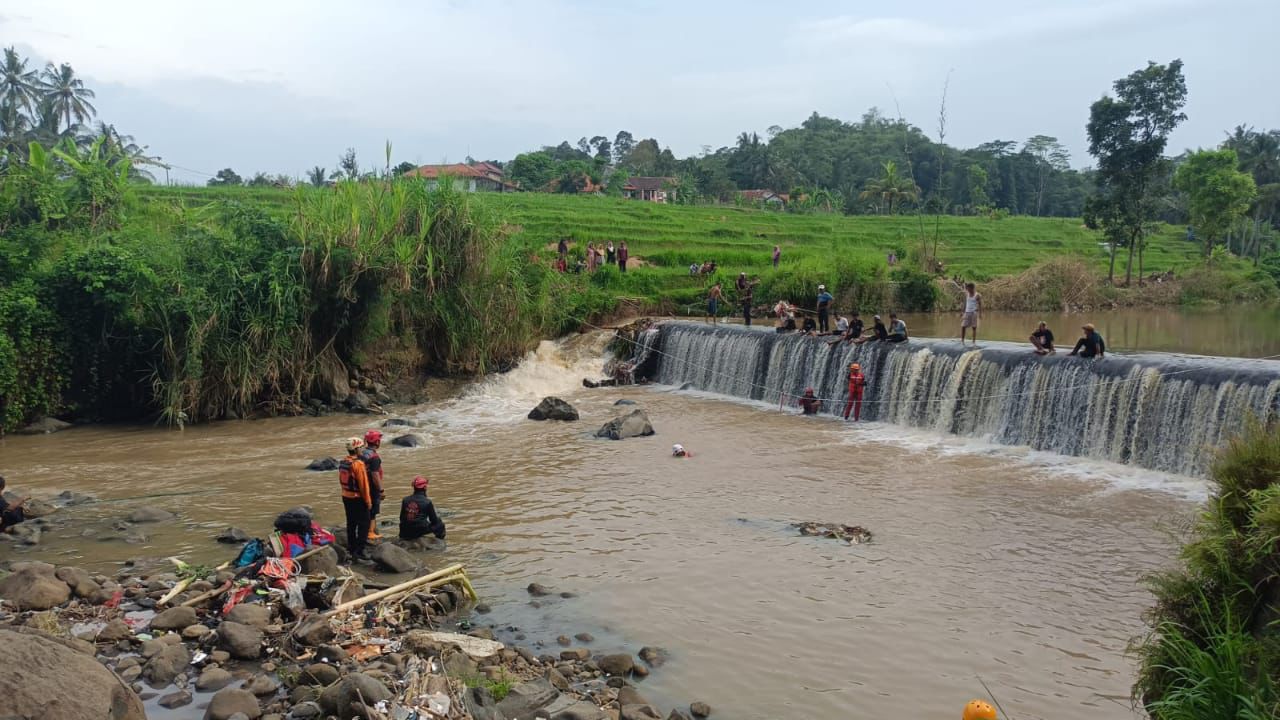 Berenang di Sungai, Anak 9 Tahun Ditemukan Tewas Tenggelam di Cilaku Cianjur
