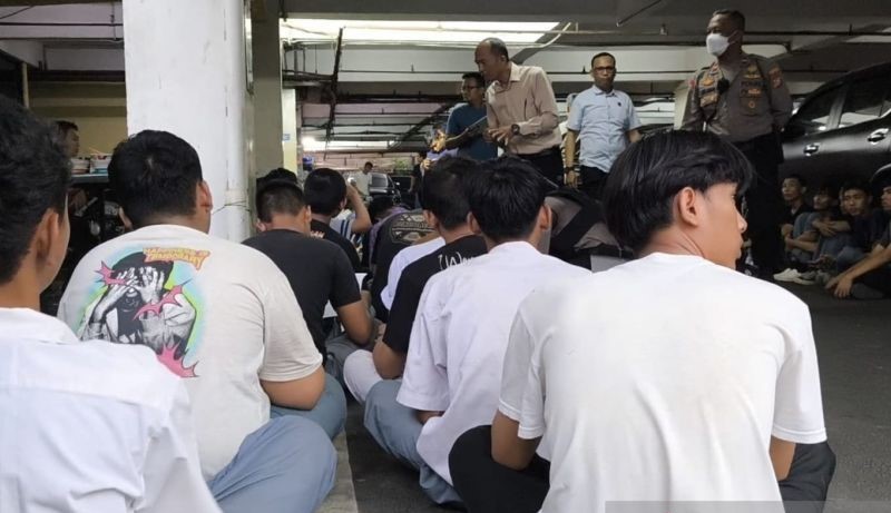 Polisi Tangkap 159 Siswa Sekolah yang Akan Ikut Demo di Gedung DPR 