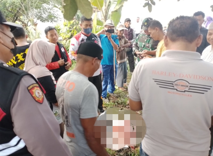 Mayat Bayi Ditemukan Tewas Mengambang di Sungai, Ari-ari Masih Menempel