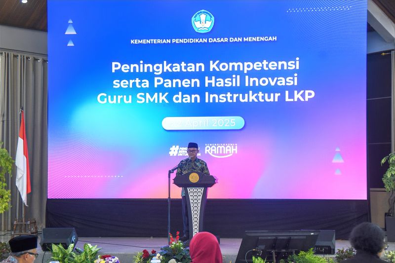 Kemendikdasmen Tingkatkan Kompetensi Ribuan Guru SMK-Instruktur LKP 