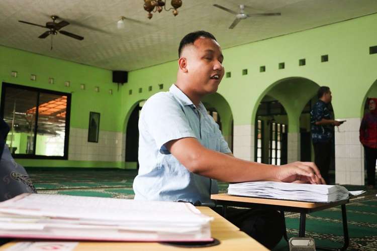 Semangat Penyandang Disabilitas Netra Belajar Al-Qur’an Braille