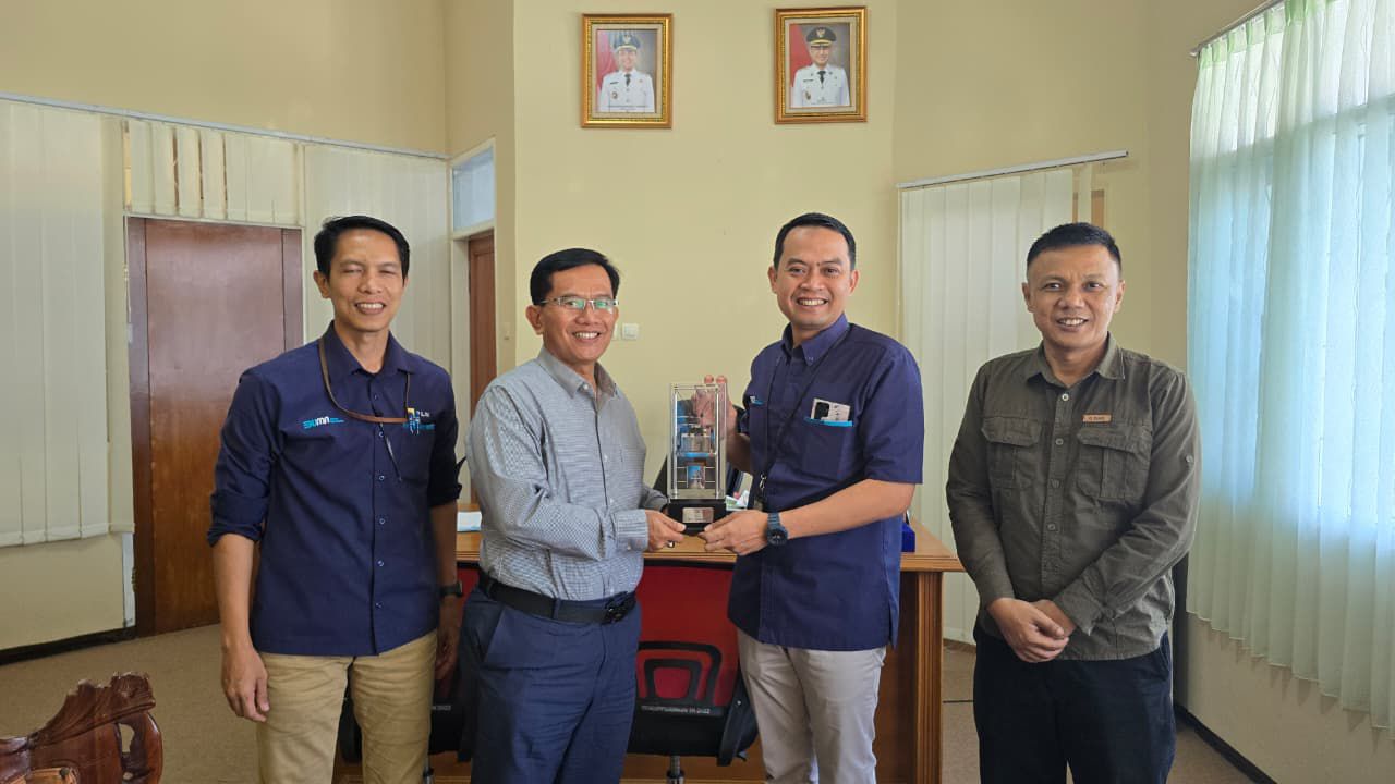 PLN UP3 Cianjur Bersinergi dengan Koperasi Merah Putih Dalam Rangka Hari Pelanggan Nasional