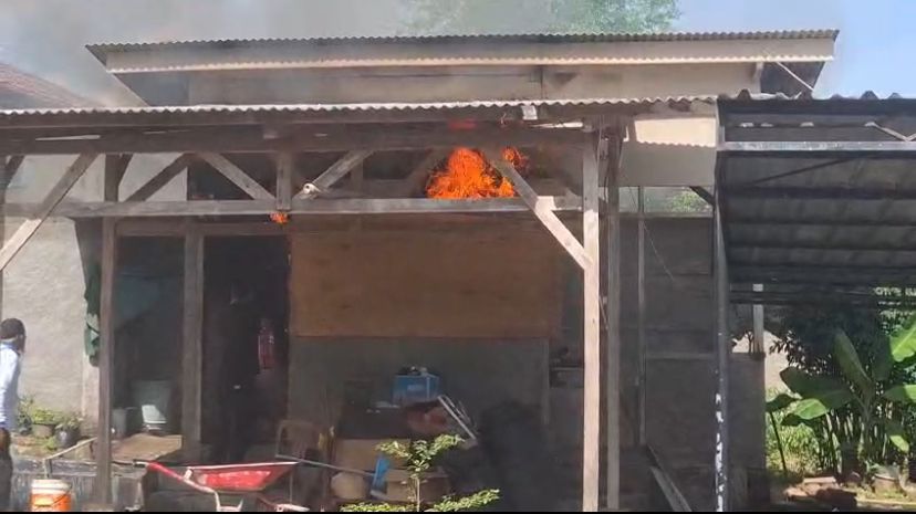 Tempat Tinggal OB Puskesmas Cidaun Dirusak Oknum Pegawai Kosipa