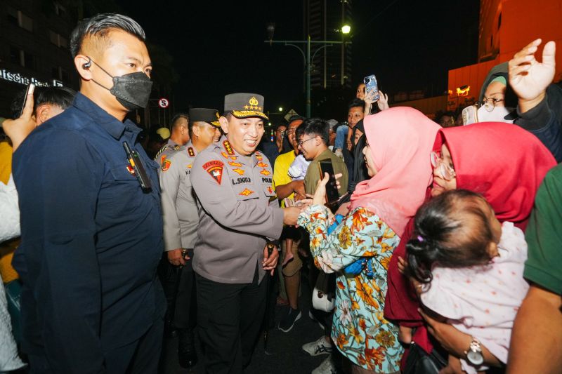 Kapolri Cek Langsung Pengamanan Acara Tahun Baru 2025 di Bundaran HI