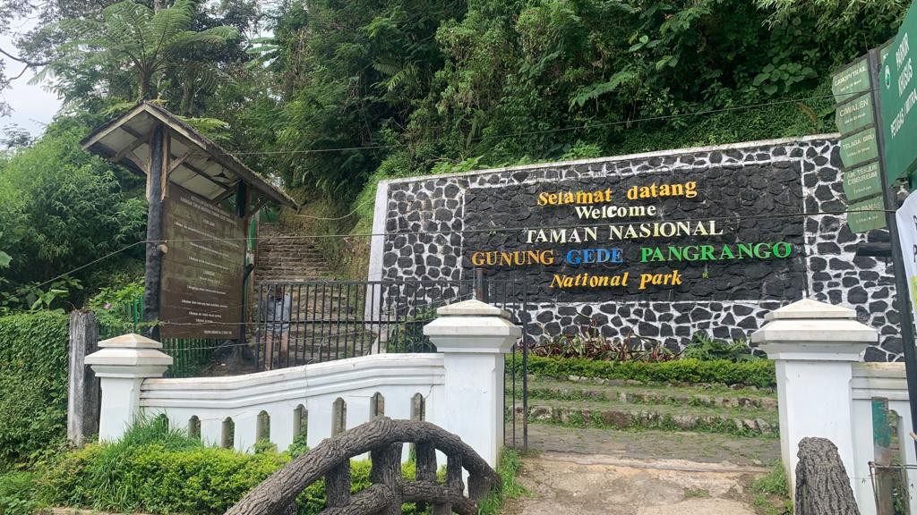 Pendakian Gunung Gede Pangrango Ditutup Saat Pemungutan Suara Pilkada Serentak