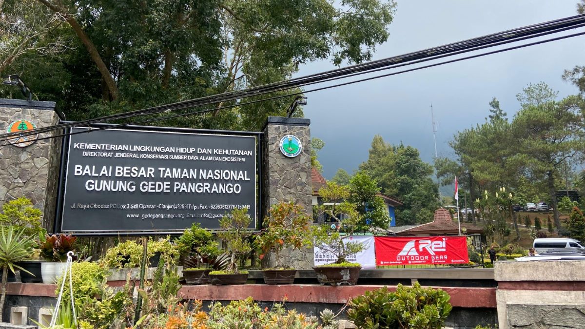 Kendalikan Pendaki, TNGGP Bakal Rangkul dan Berdayakan Basecamp 