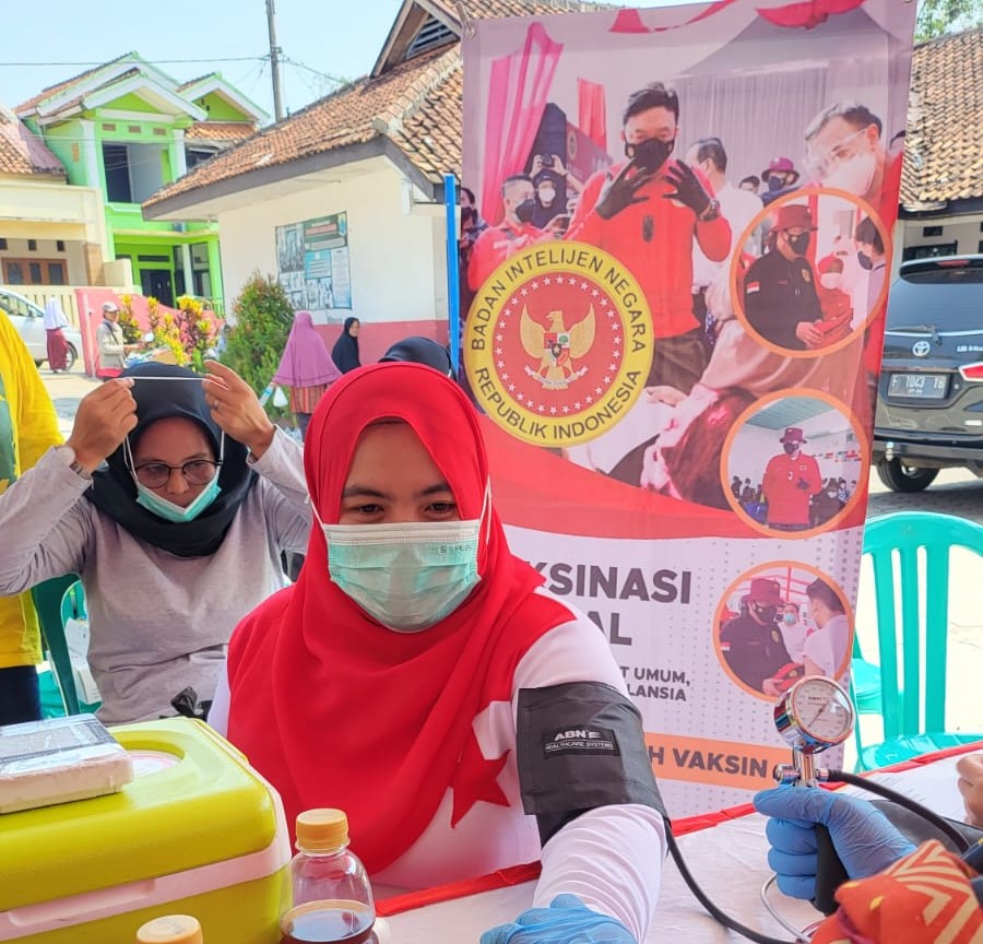 BIN RI Gelar Vaksinasi Covid-19 di Enam Desa Kecamatan Karangtengah Cianjur