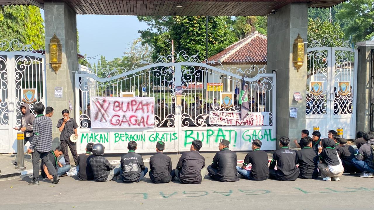 HMI Cianjur Nyatakan Mosi Tidak Percaya, Desak Bupati dan Wabup Evaluasi Program MBG