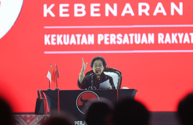 Megawati Bicara Pemimpin Otoriter Populis di Rakernas PDIP