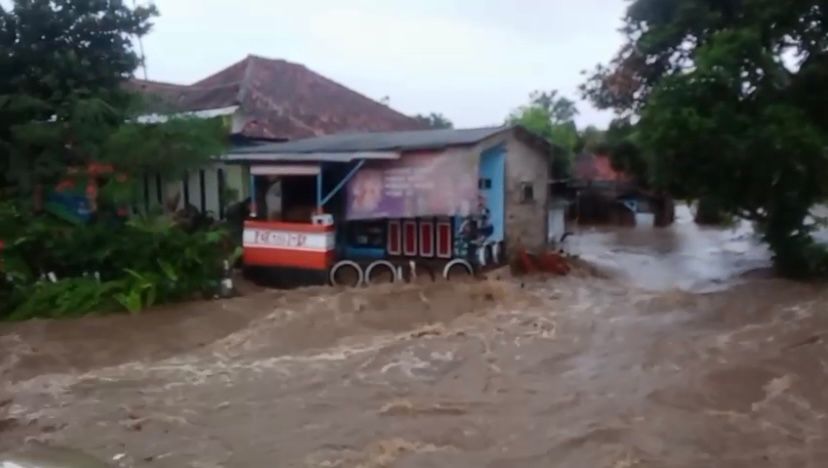 Banjir Rendam Sejumlah Rumah di Dua Kecamatan di Cianjur 