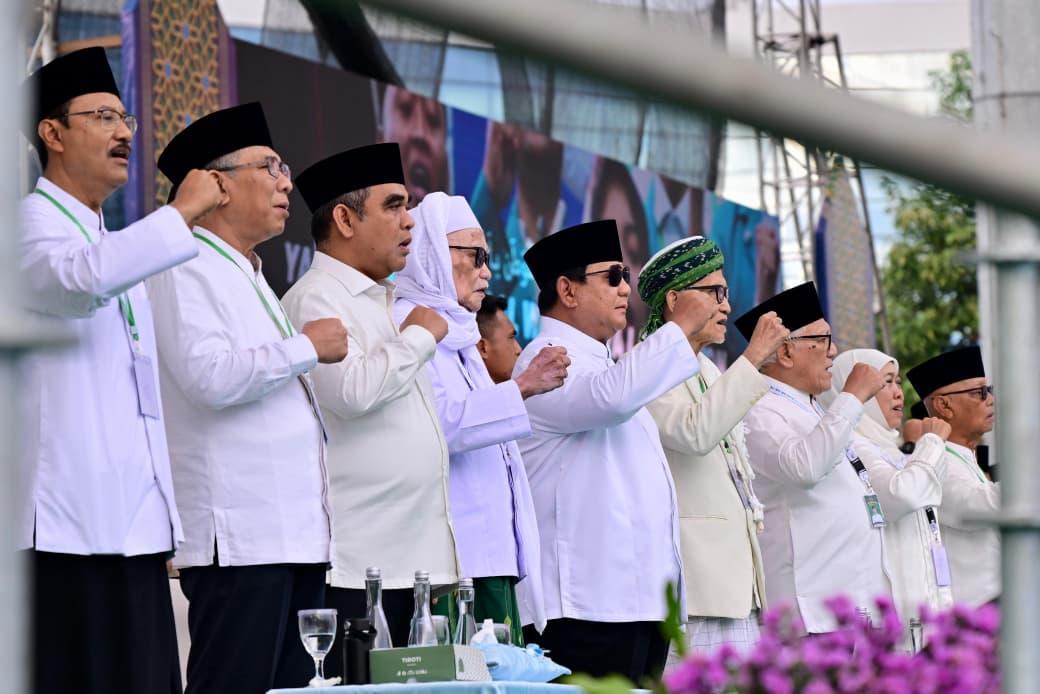 Presiden Prabowo: Saya Tidak Akan Mundur Setapak Pun