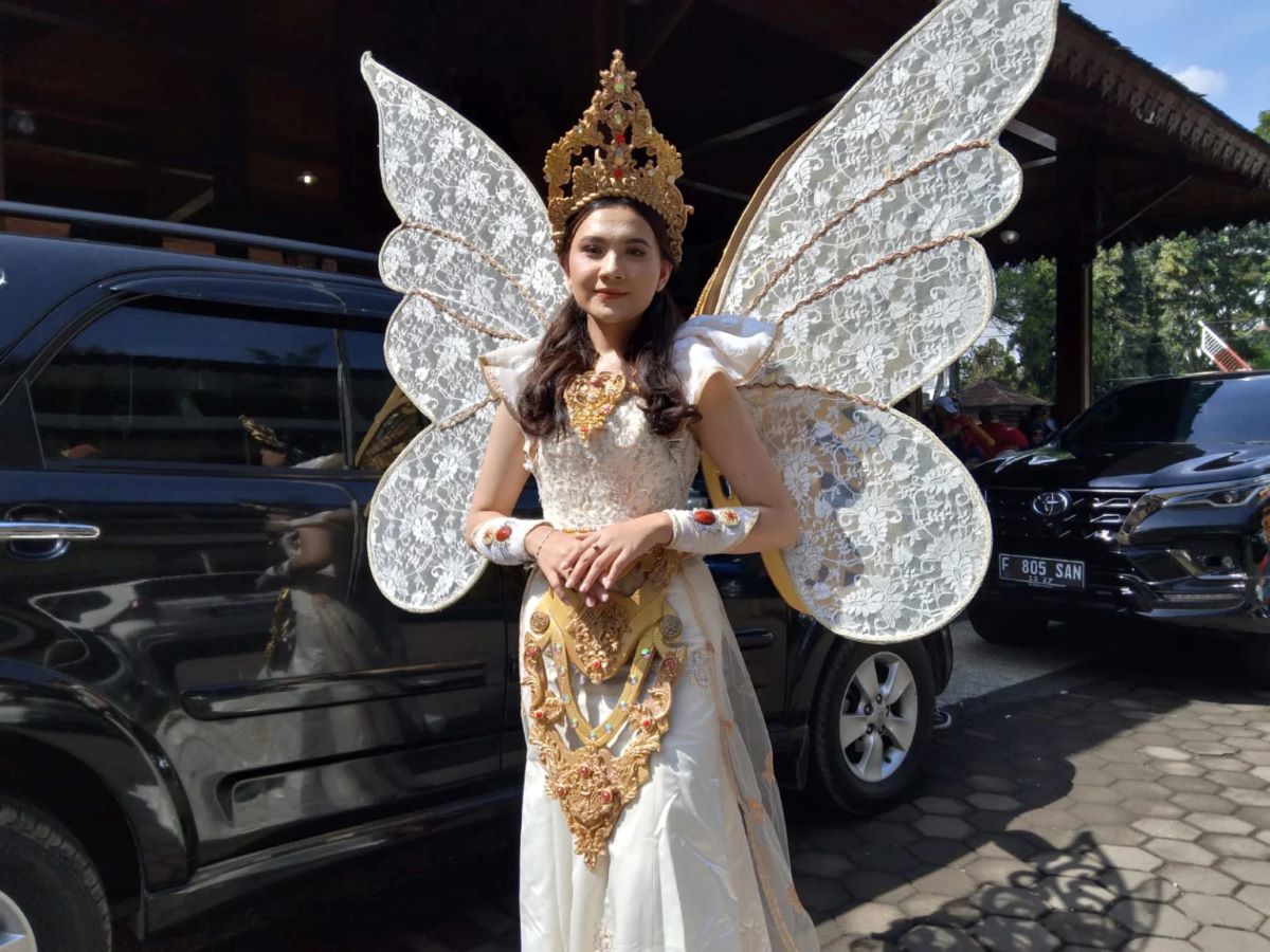 Pawai Kostum Budaya Meriahkan Peringatan Hari Tari Sedunia di Kota Cimahi