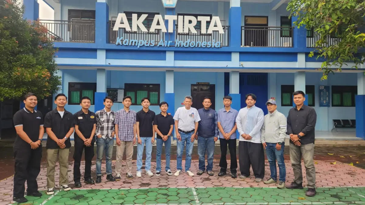 11 Karyawan Perumdam Tirta Mukti Cianjur Jalani Tugas Belajar di Akatirta Magelang