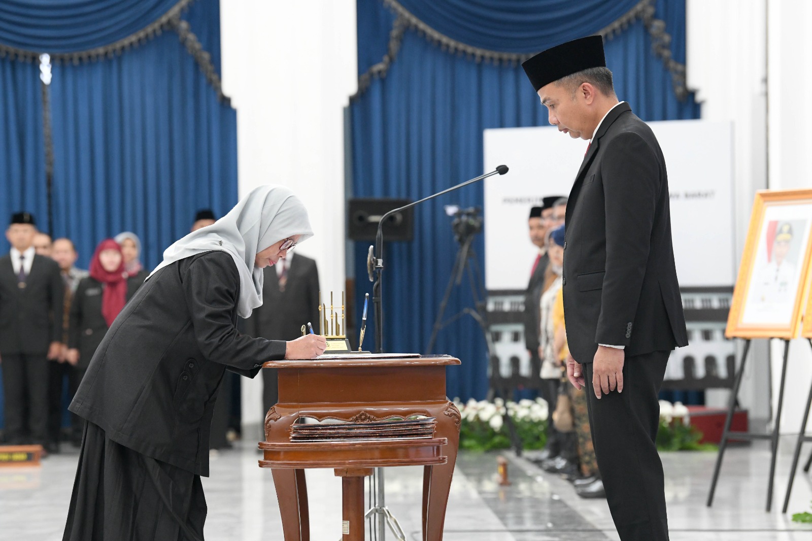 Bey Machmudin Lantik 5.864 Aparatur Sipil Negara di Lingkungan Pemda Provinsi Jabar