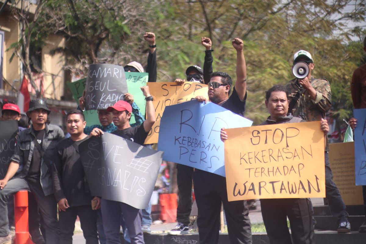 PWI dan IJTI Cianjur Gelar Aksi Solidaritas, Kecam Kekerasan Terhadap Wartawan di Serang