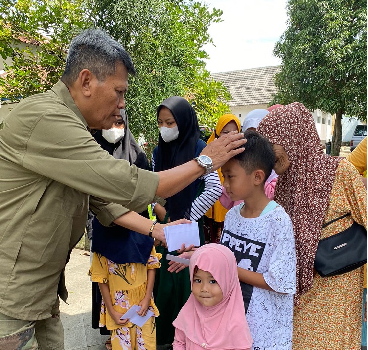 Perumdam Tirta Mukti Cianjur Santuni Ratusan Anak Yatim Piatu