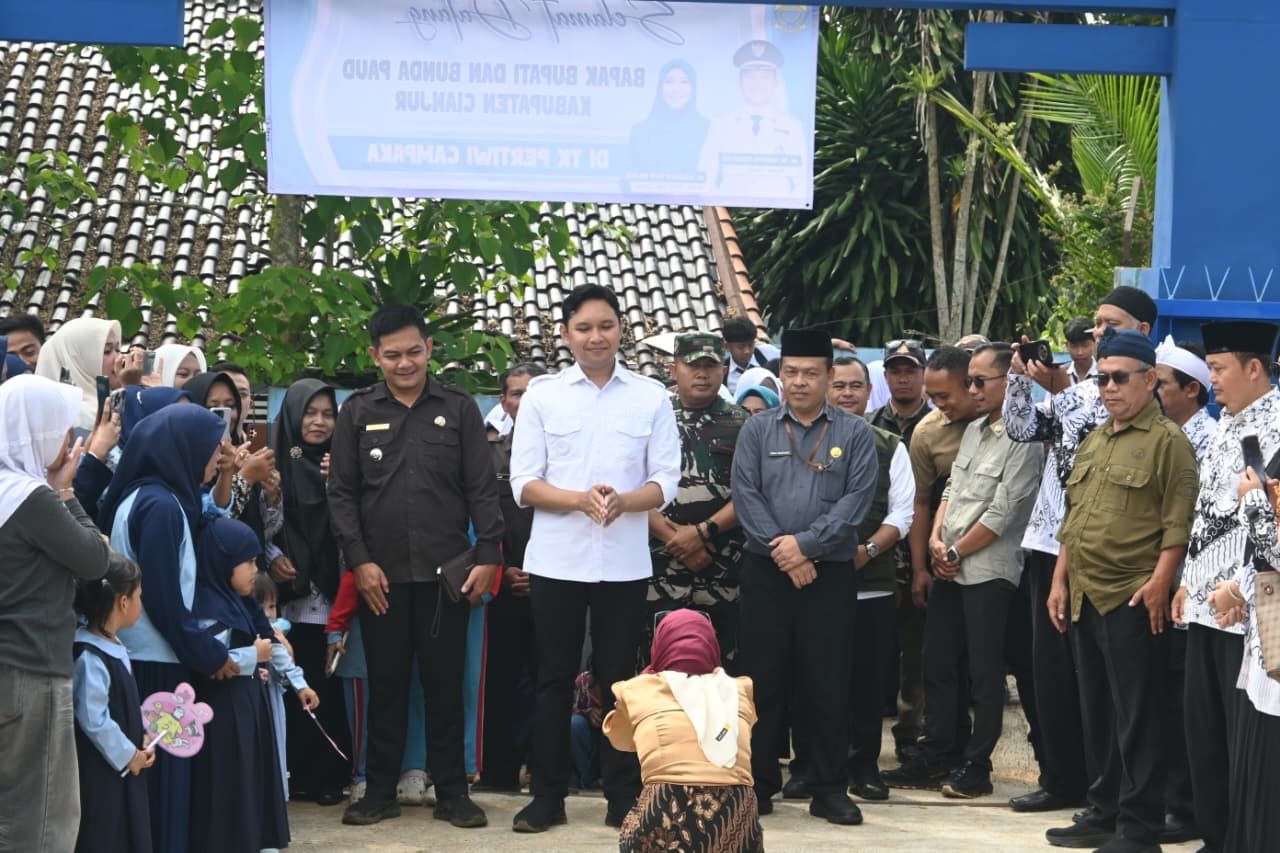 Bupati Cianjur Resmikan Gedung Baru TK Pertiwi Campaka