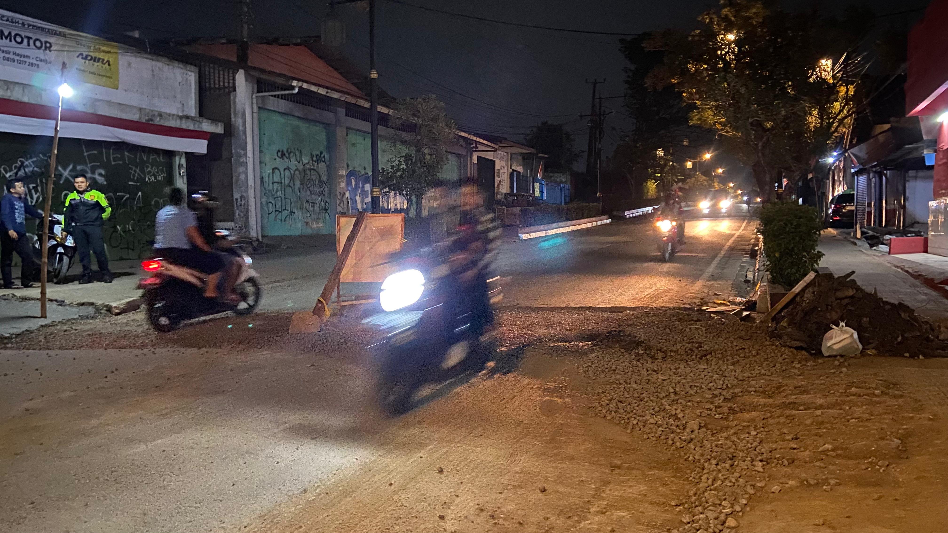 Proyek Galian Gorong-gorong di Jalan Raya Sukabumi Cianjur Makan Korban