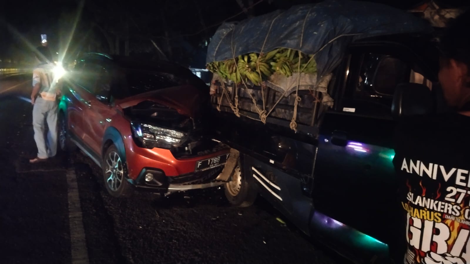 Dua Mobil Terlibat Kecelakaan di Ciranjang Cianjur, Dua Orang Terluka