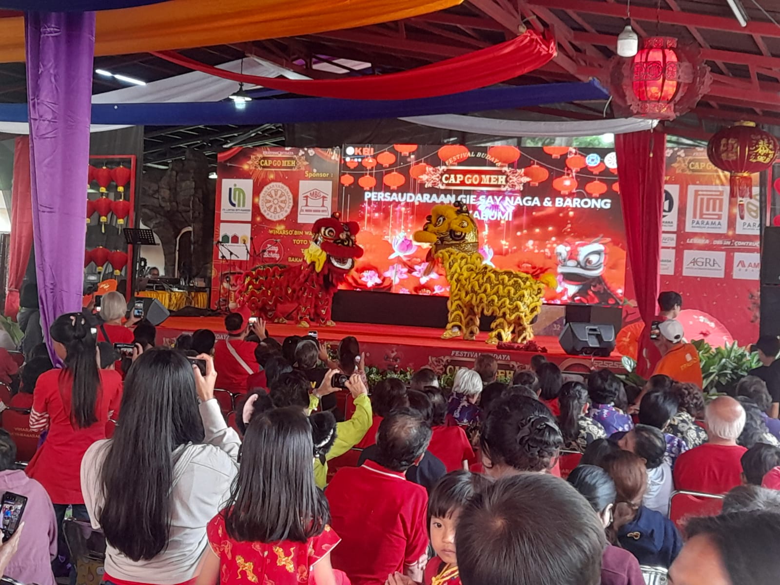 Festival Budaya Cap Go Meh di Vihara Sakyawanaram Cianjur Berlangsung Meriah