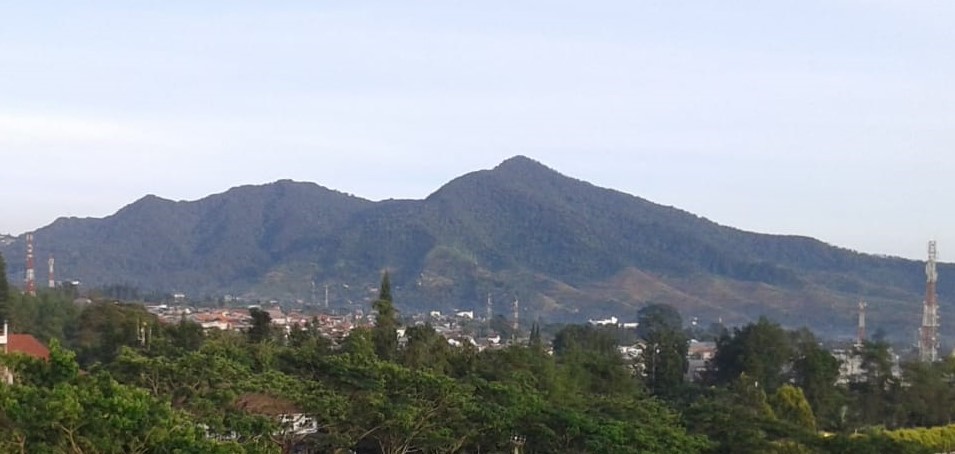 Puluhan Pendaki Ilegal Terjaring Selama Masa Penutupan Gunung Gede Pangrango