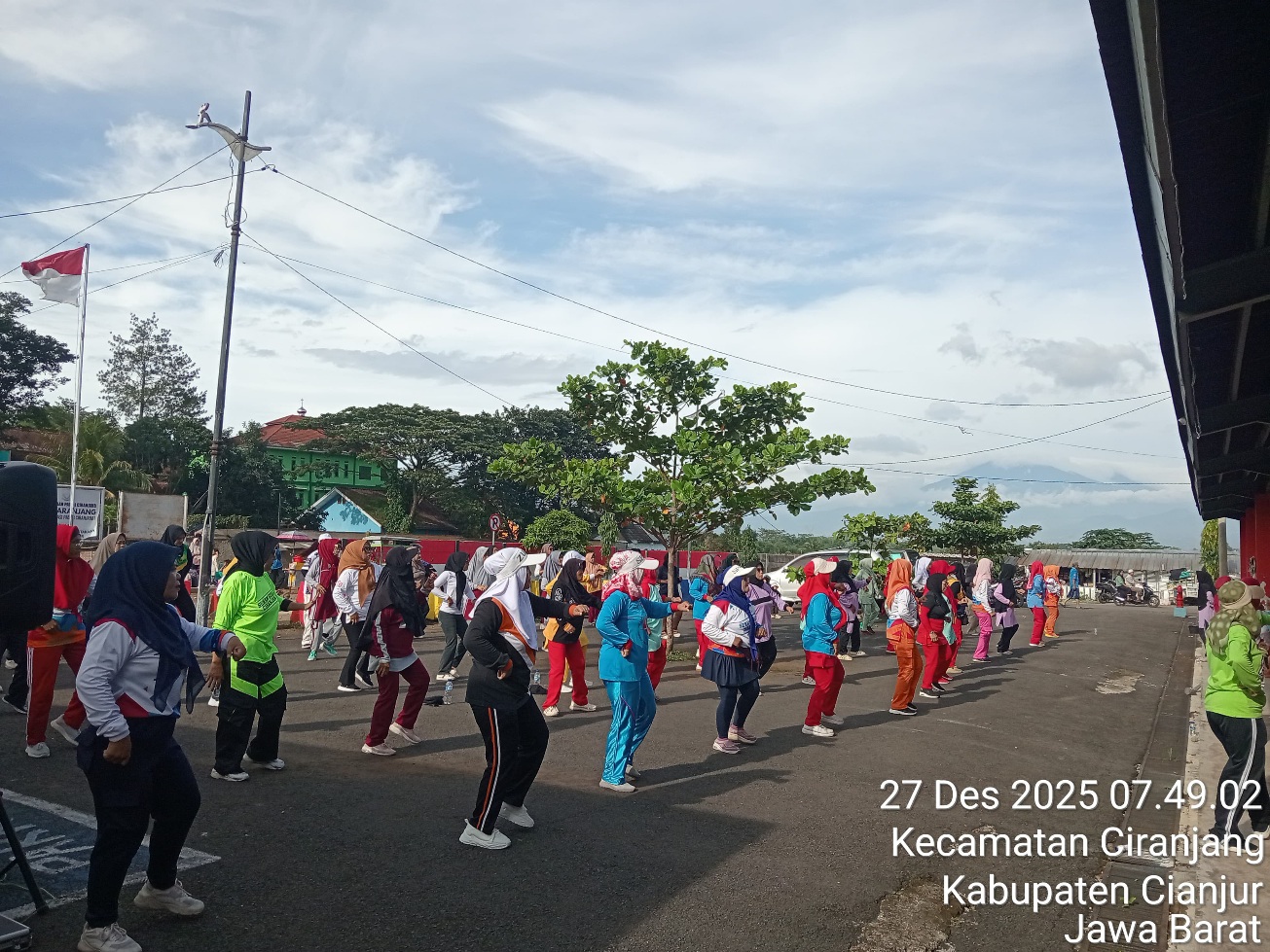 Gelar Senam dan Pameran UMKM, PAD Retribusi Pasar Ciranjang Lampaui Target