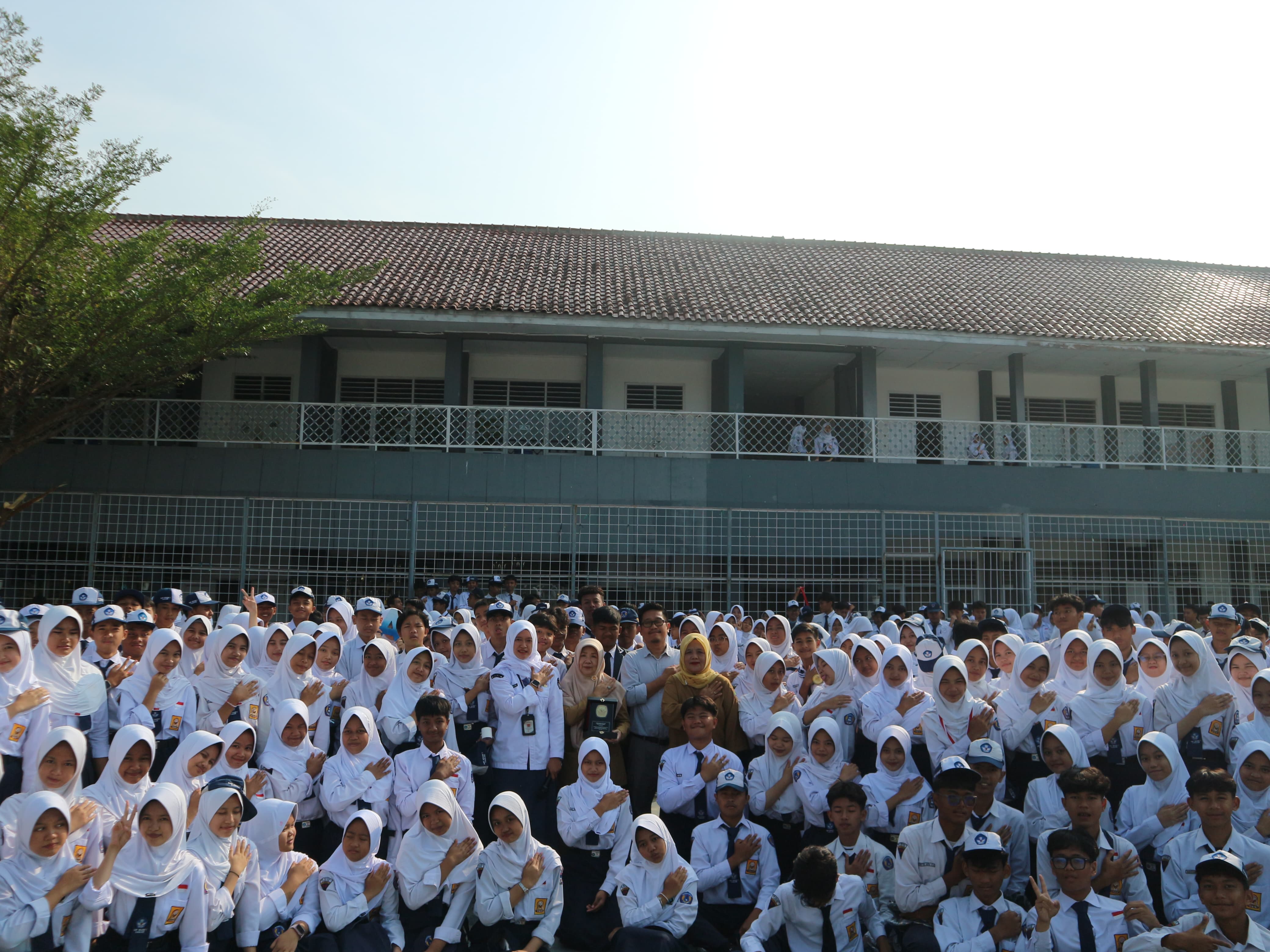 Sambangi SMPN 1 Cianjur, KPU Sosialisasi Pendidikan Pemilih Pemula 