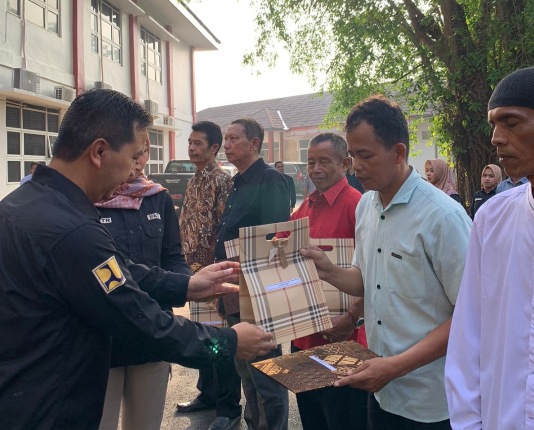 Dinas PUTR Cianjur Lepas Sembilan Pegawai Pensiun