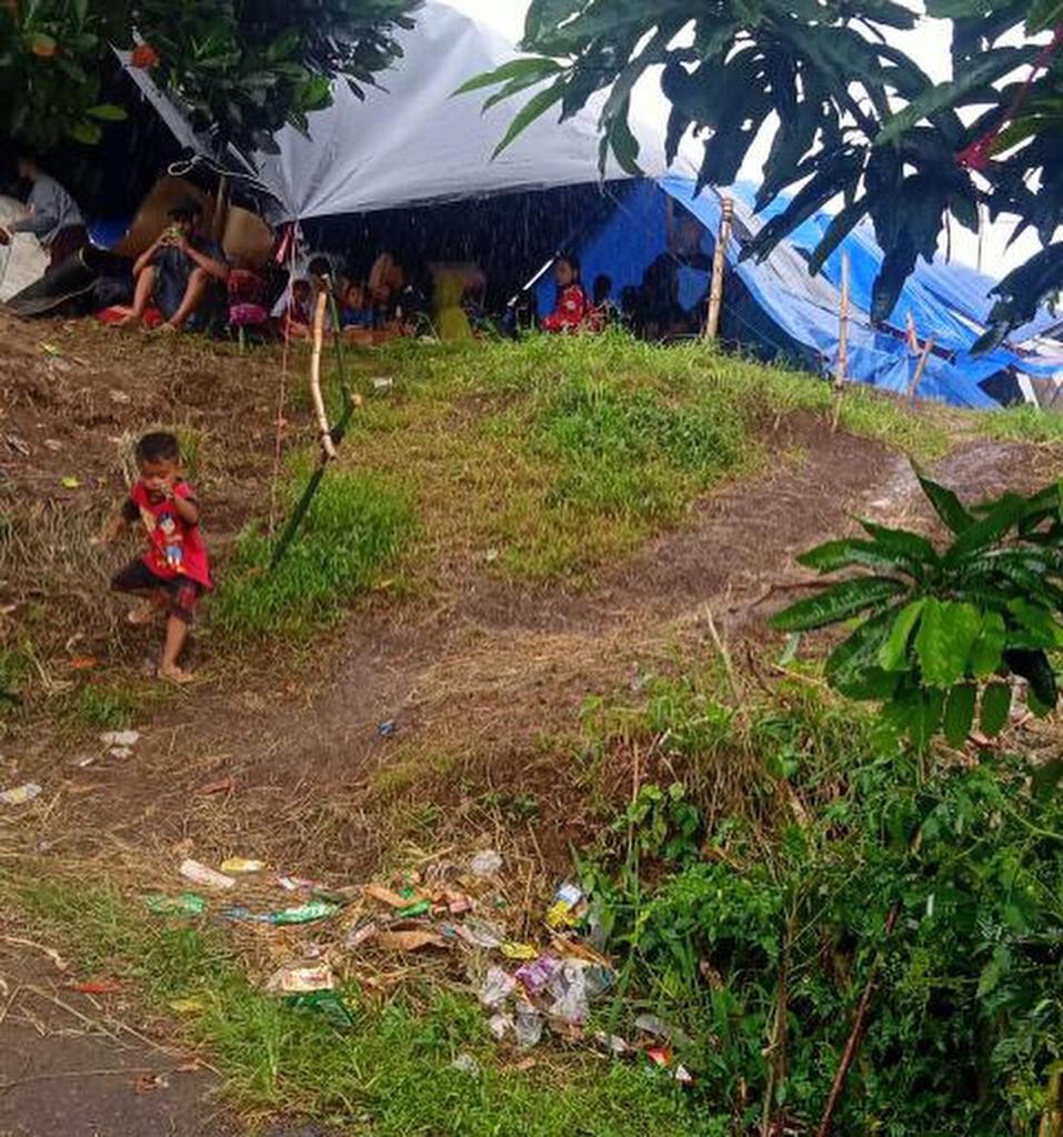 Warga Empat Kampung di Cugenang Butuh Logistik, Begitupun di Lembursitu Warungkondang Cianjur