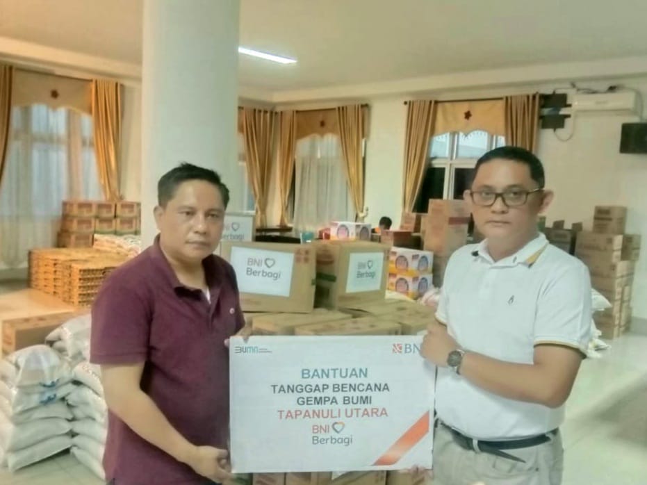 BNI Salurkan Bantuan Tanggap Darurat, Ringankan Beban Korban Gempa Tapanuli Utara