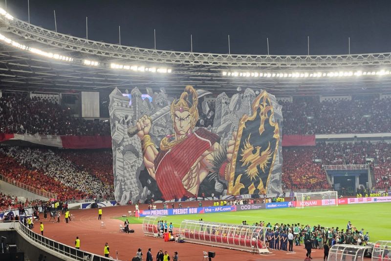 Koreografi Berhias Tifo Pendekar Wayang Warnai Laga Indonesia vs China
