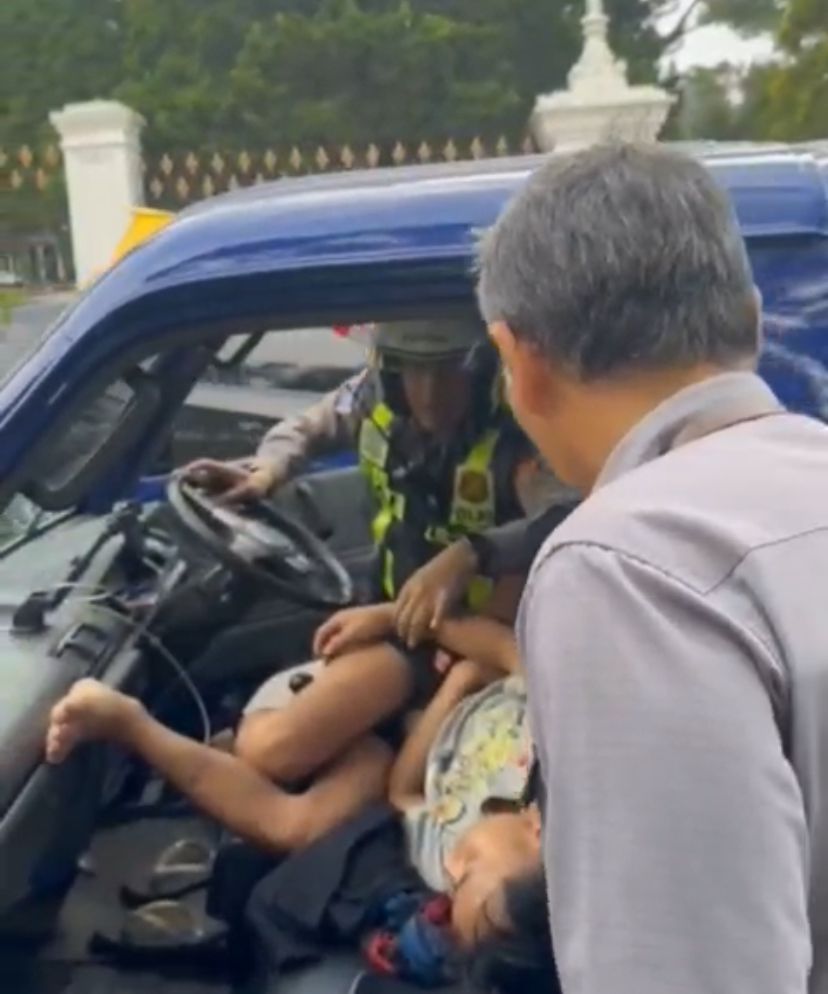 Sopir Pikap Ditemukan Pingsan di Jalur Cipanas Cianjur