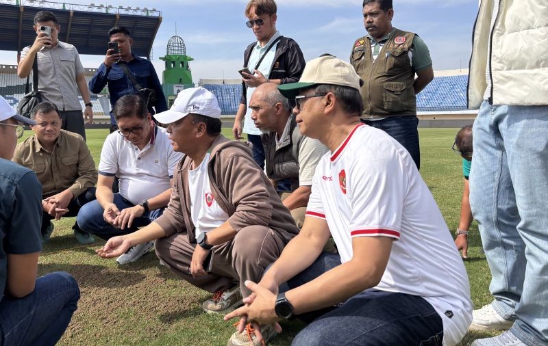Pemprov Jabar Minta Bobotoh Jaga Fasilitas Stadion Si Jalak Harupat