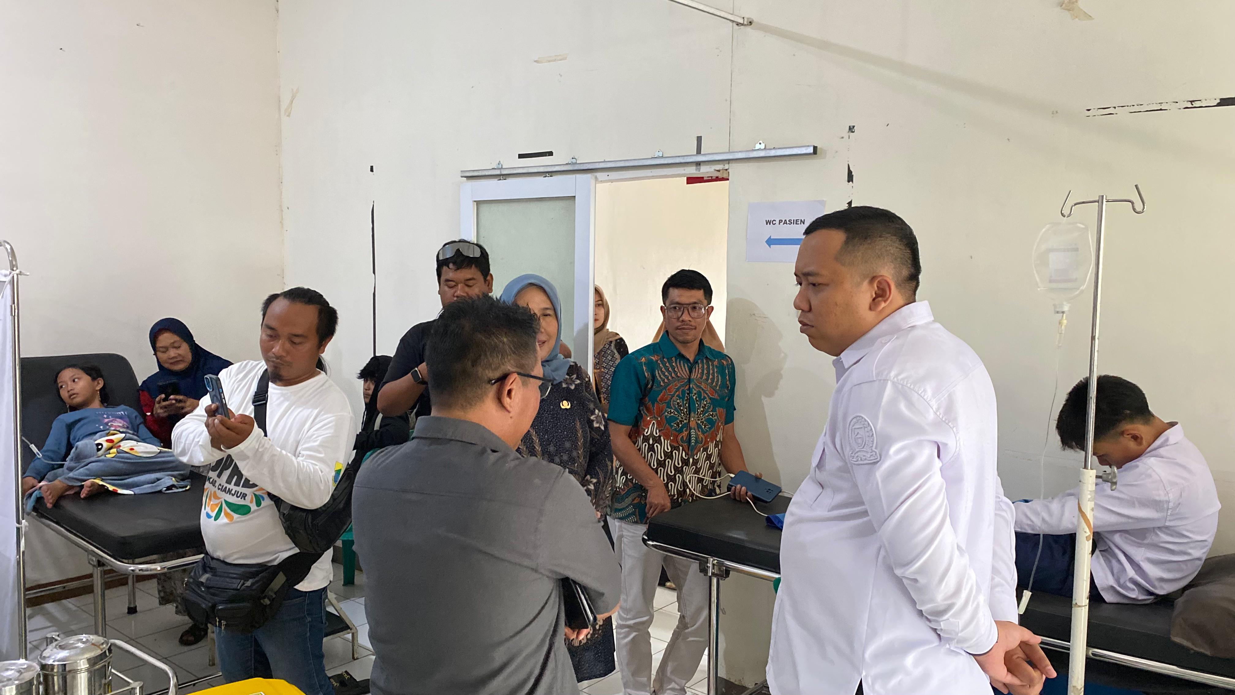 Puluhan Siswa dari Dua Sekolah di Kecamatan Cugenang Diduga Keracunan MBG