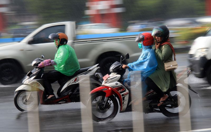 BMKG Prakirakan Hujan Ringan Hingga Sedang Mengguyur Indonesia