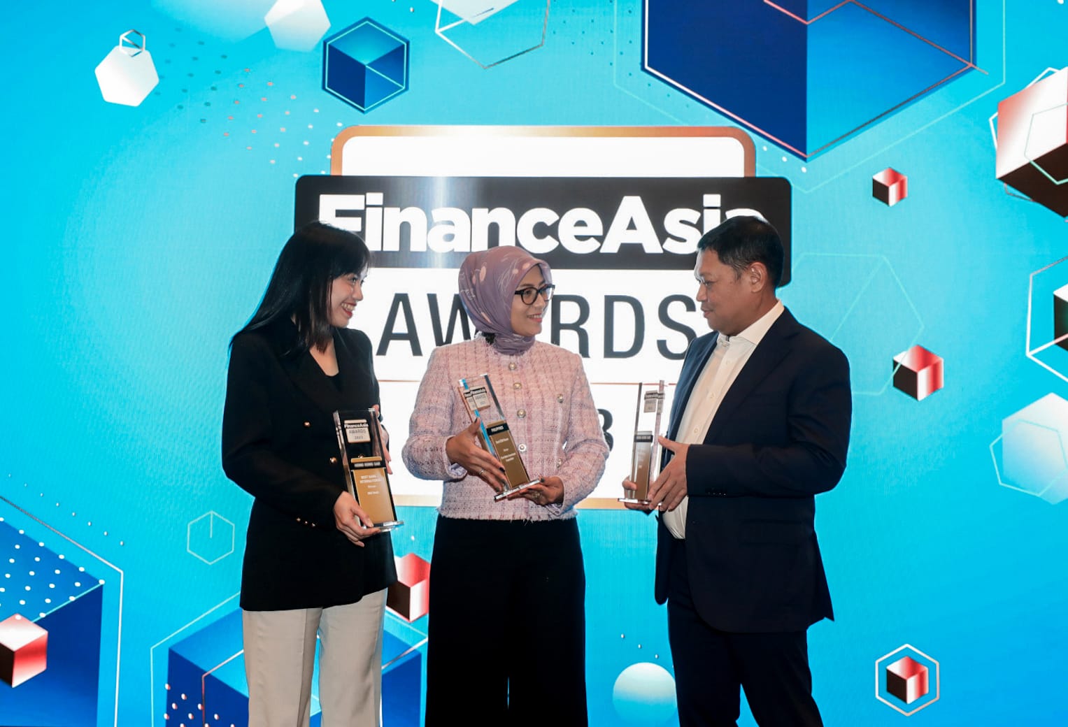Sstt..! Bank Mandiri Boyong 10 Penghargaan dari FinanceAsia
