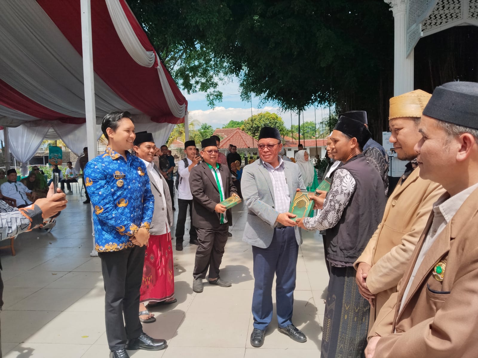 Bupati Cianjur Kukuhkan 1.000 Muharik Masjid di Pendopo